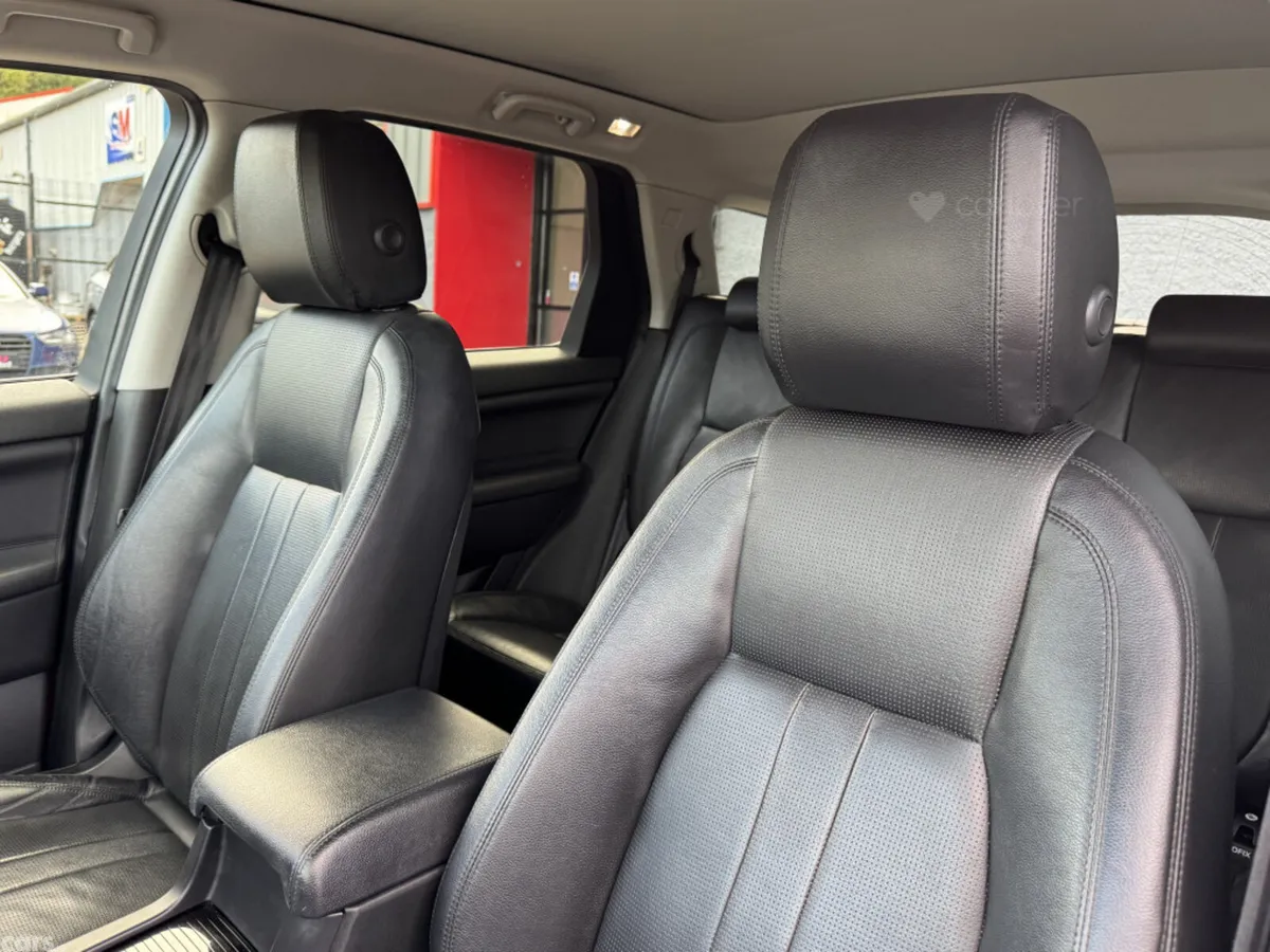 Land Rover Discovery Sport SUV, Diesel, 2020, Black