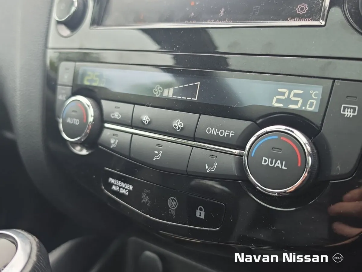 Nissan Qashqai MPV, Diesel, 2019, White