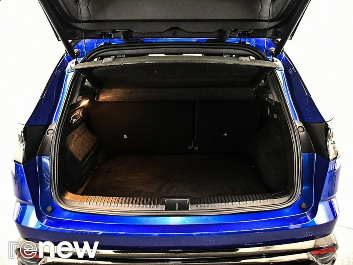 Renault Austral SUV, Petrol, 2024, Blue