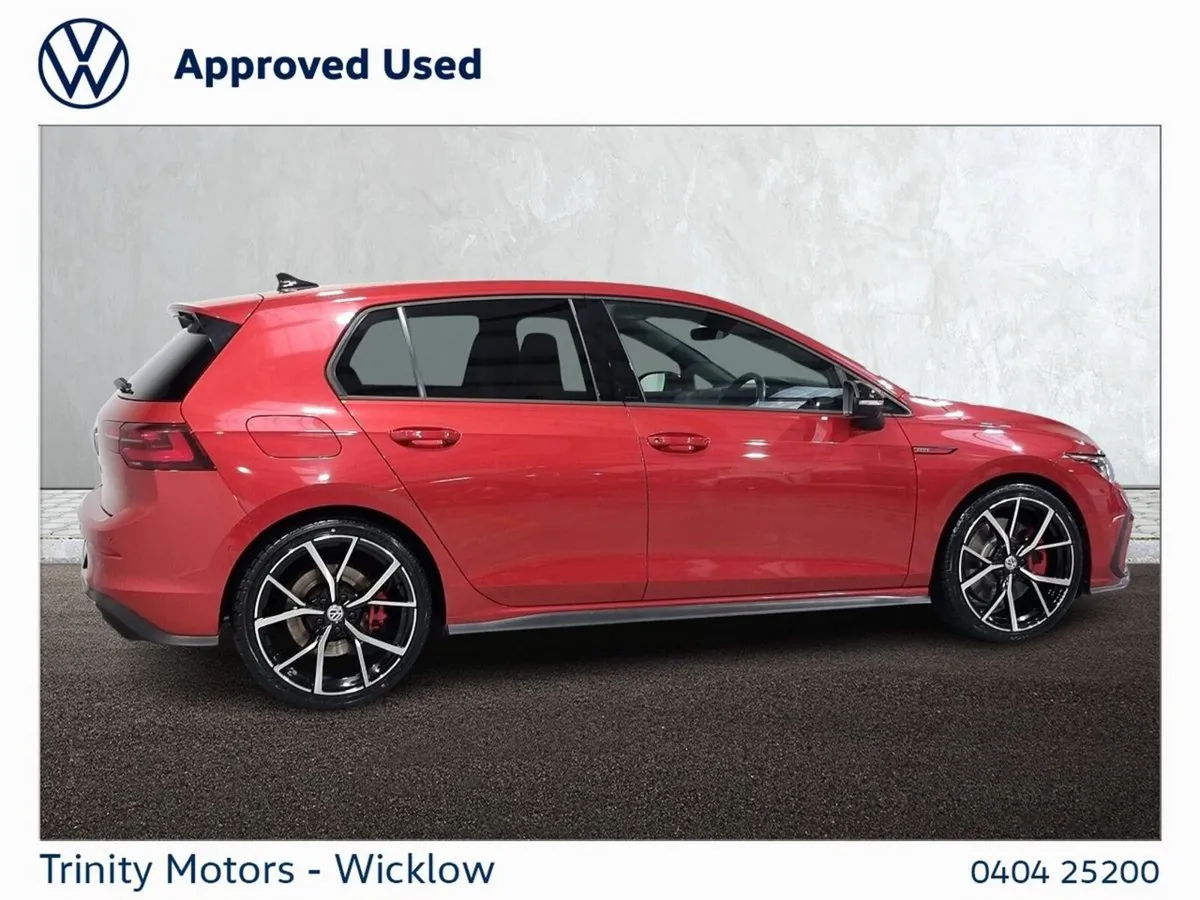 Volkswagen Golf Estate, Petrol, 2021, Red