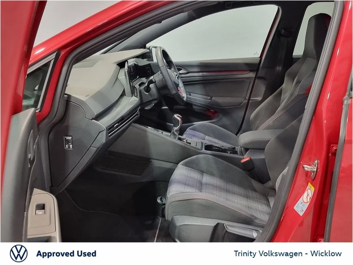 Volkswagen Golf Estate, Petrol, 2021, Red