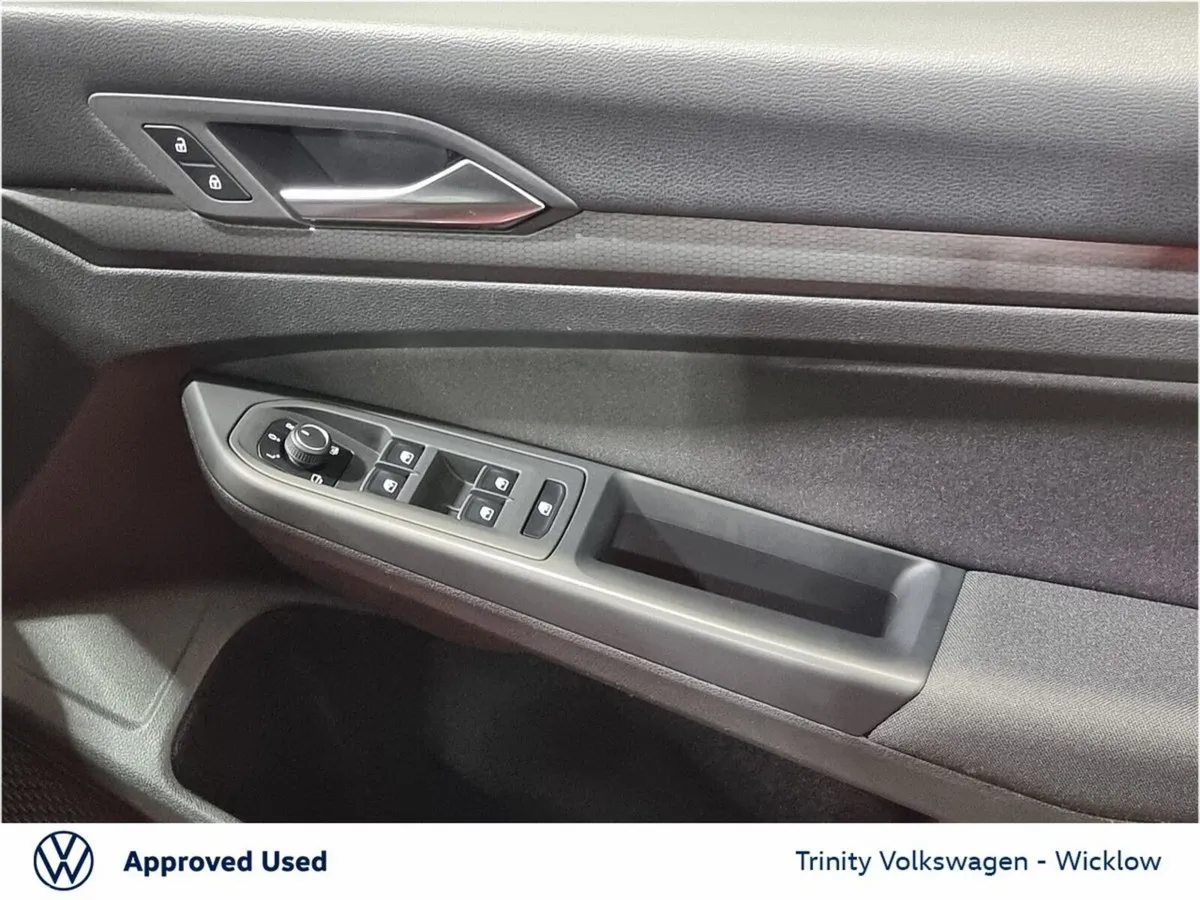 Volkswagen Golf Estate, Petrol, 2021, Red