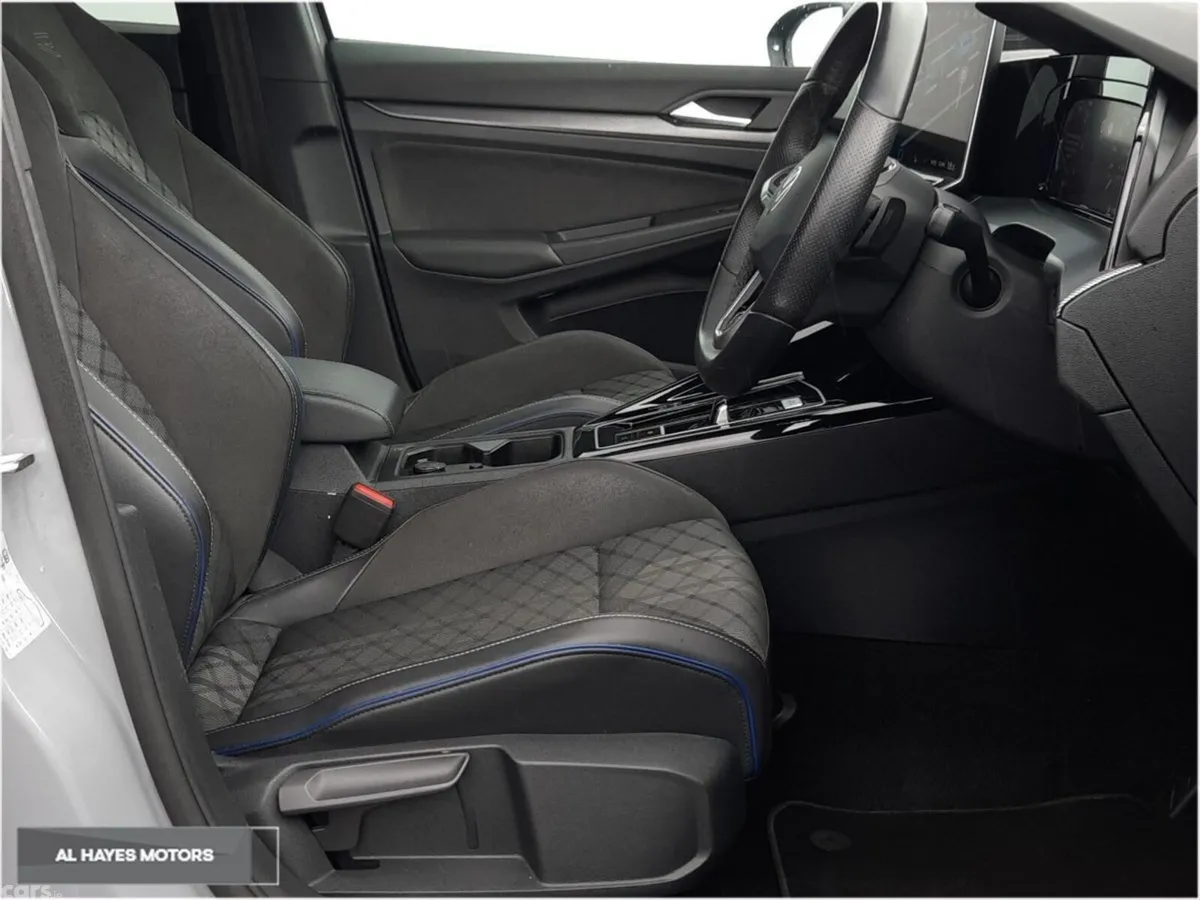 Volkswagen Golf Hatchback, Diesel, 2025, Grey