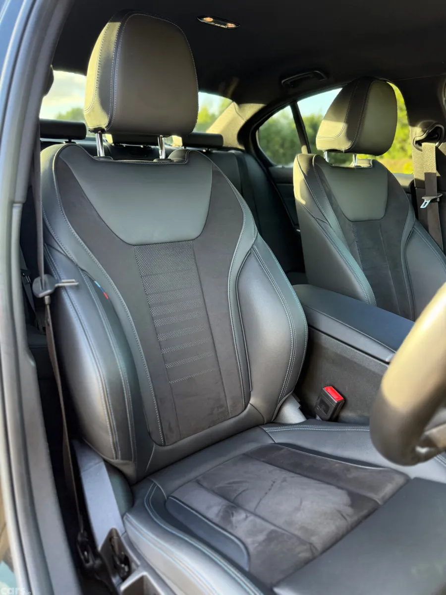 BMW 3-Series Saloon, Petrol Hybrid, 2023, Black