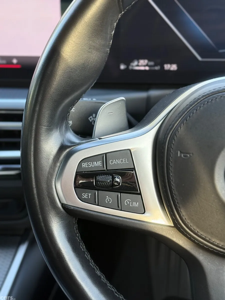 BMW 3-Series Saloon, Petrol Hybrid, 2023, Black