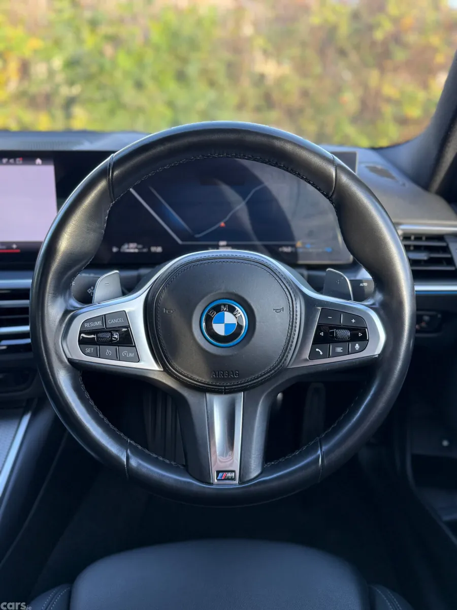 BMW 3-Series Saloon, Petrol Hybrid, 2023, Black