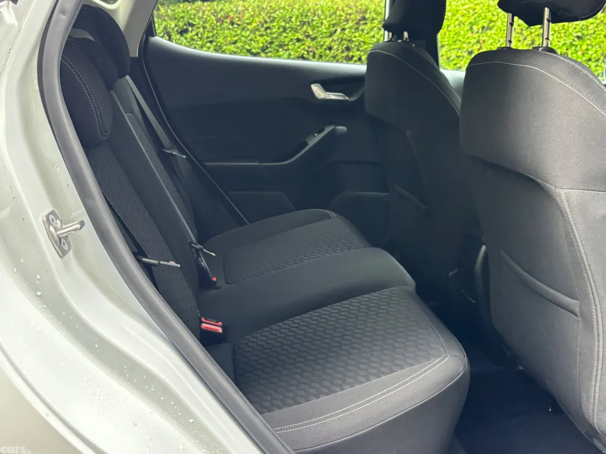 Ford Fiesta Hatchback, Petrol, 2023, White