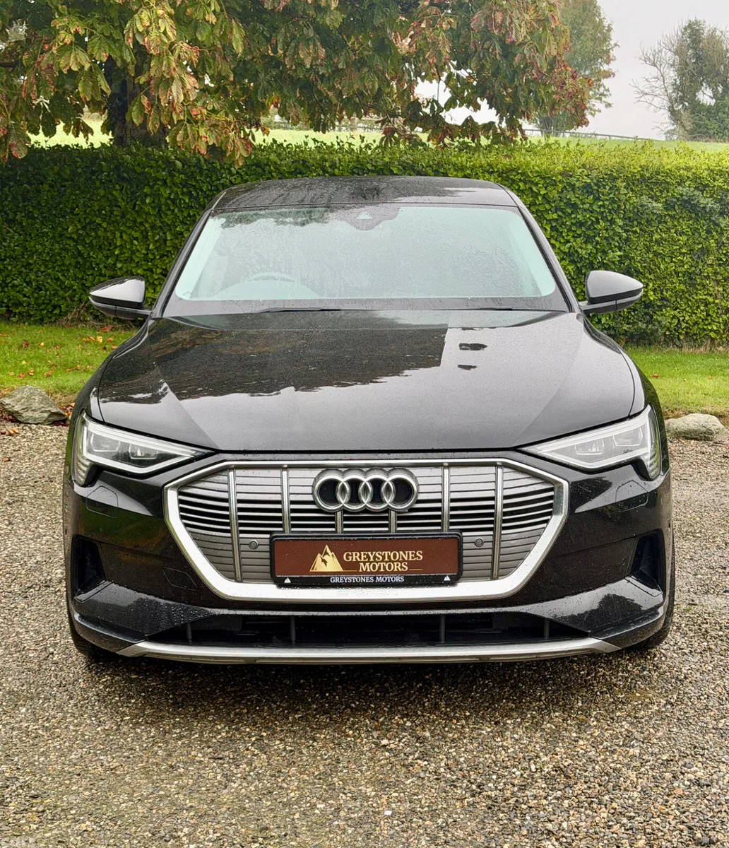 Audi e-tron SUV, Electric, 2020, Black