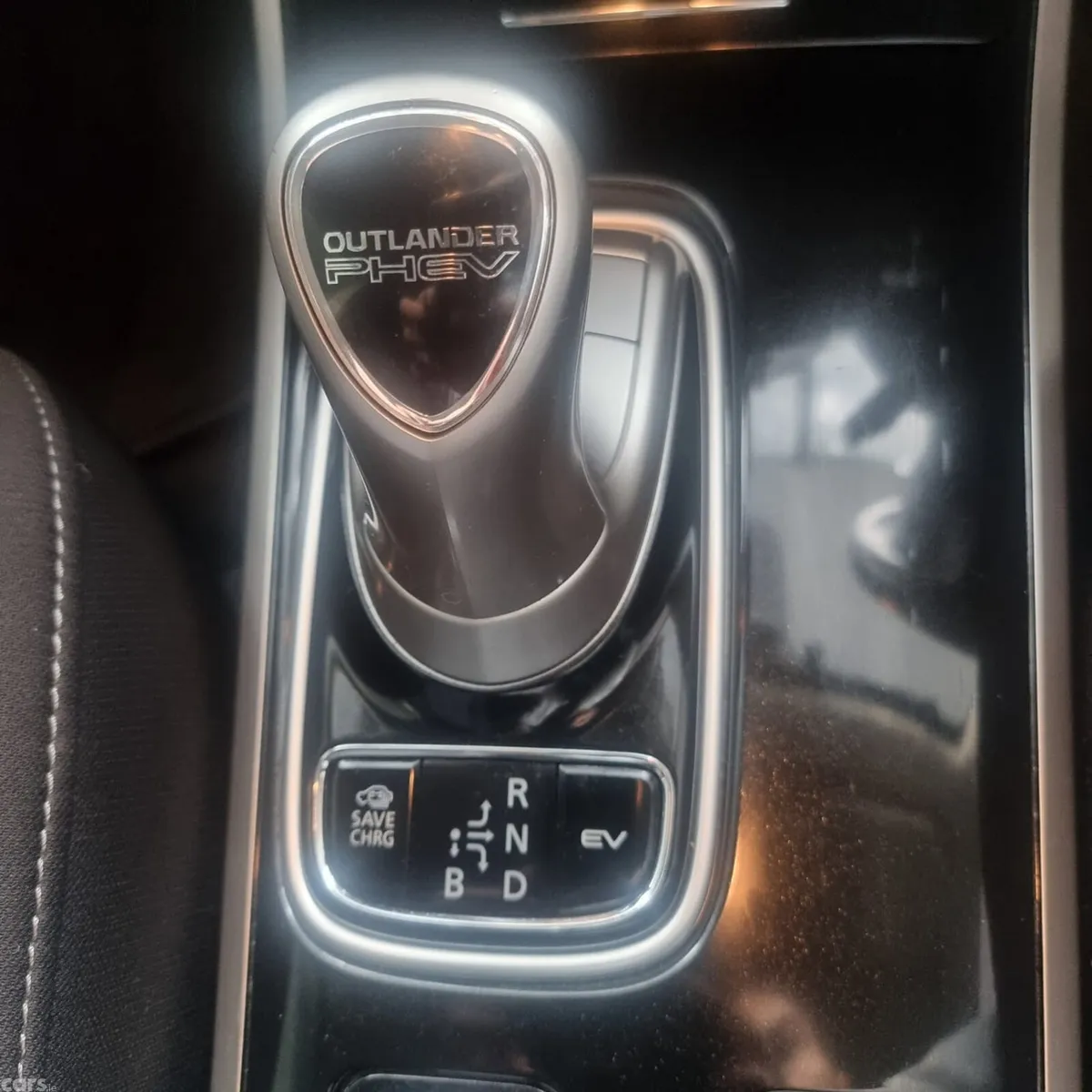 Mitsubishi Outlander SUV, Petrol Plug-in Hybrid, 2020, White