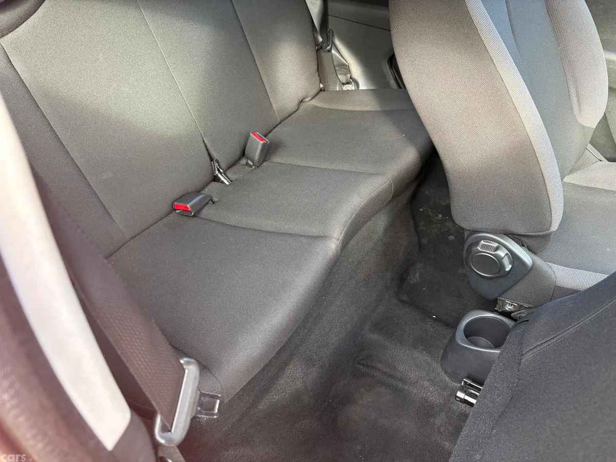 Toyota Aygo Hatchback, Petrol, 2015, Red