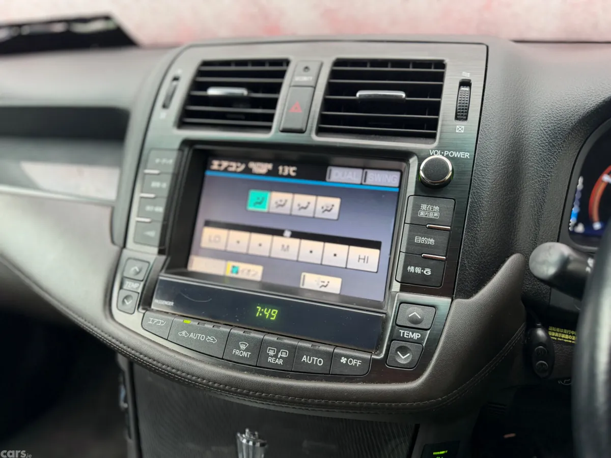 Toyota Crown Saloon, Petrol Hybrid, 2011, Black