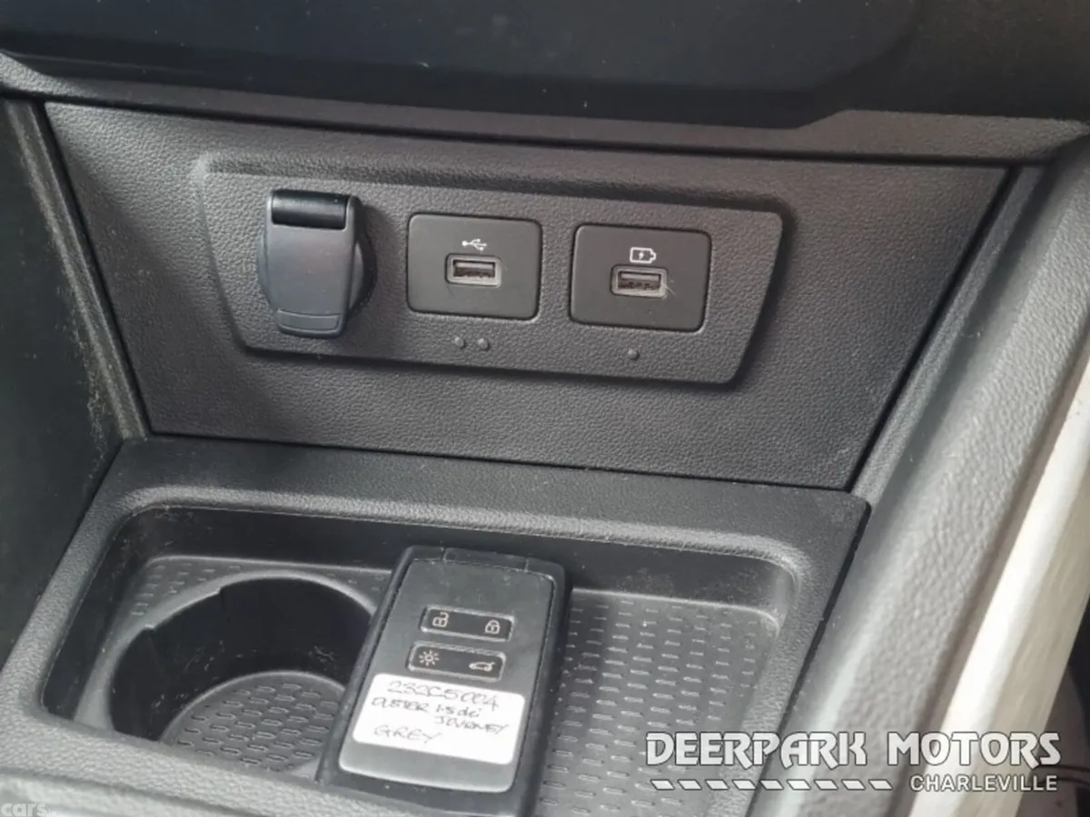 Dacia Duster SUV, Diesel, 2023, Grey