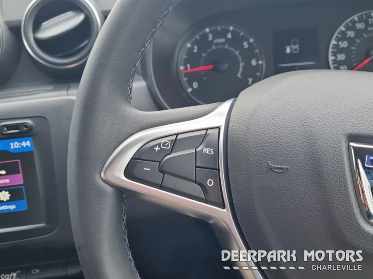 Dacia Duster SUV, Diesel, 2021, Orange