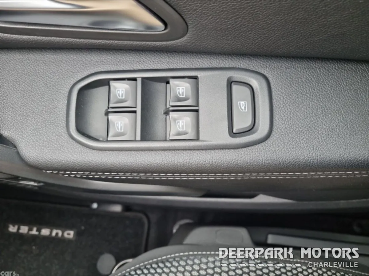 Dacia Duster SUV, Diesel, 2021, Orange