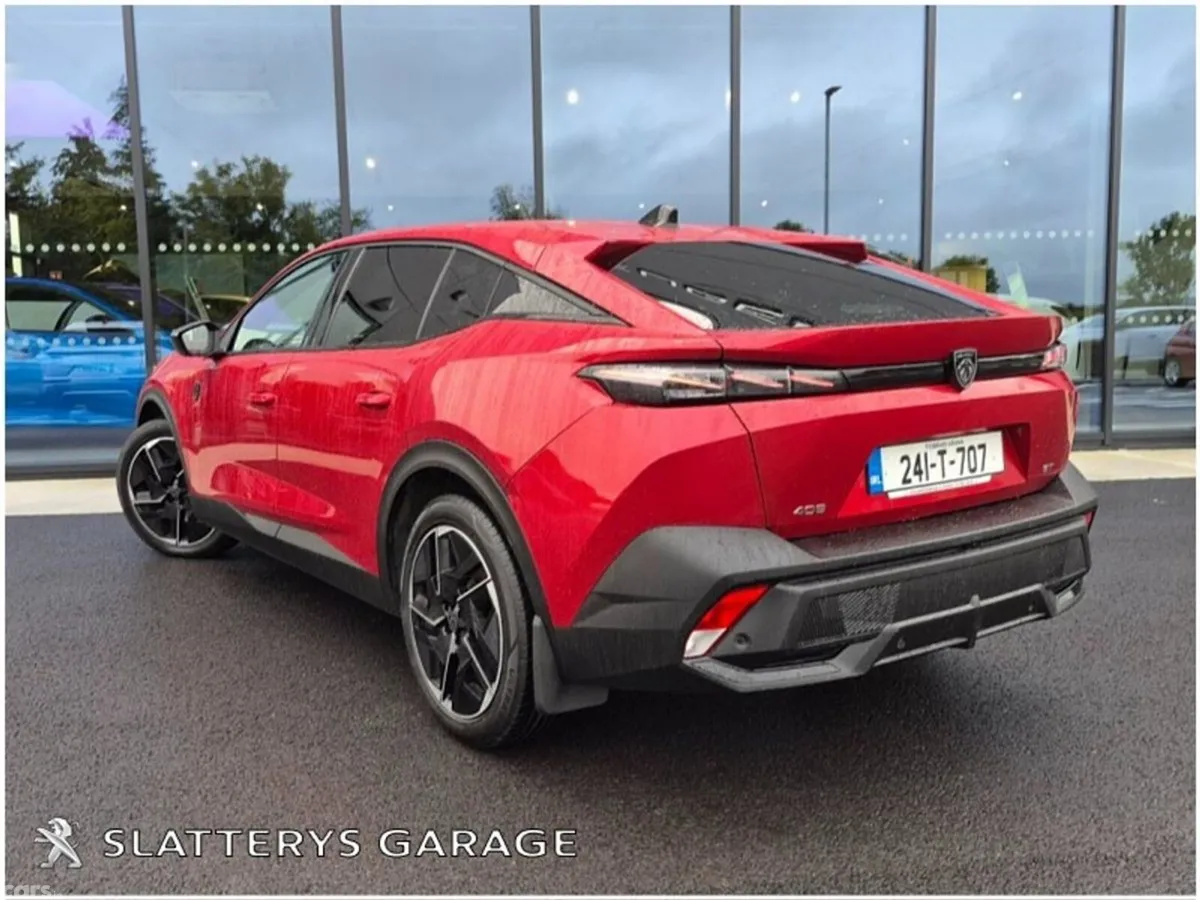 Peugeot 408 Hatchback, Petrol, 2024, Red