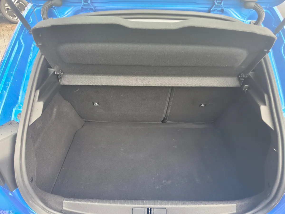 Peugeot 208 Hatchback, Petrol, 2024, Blue