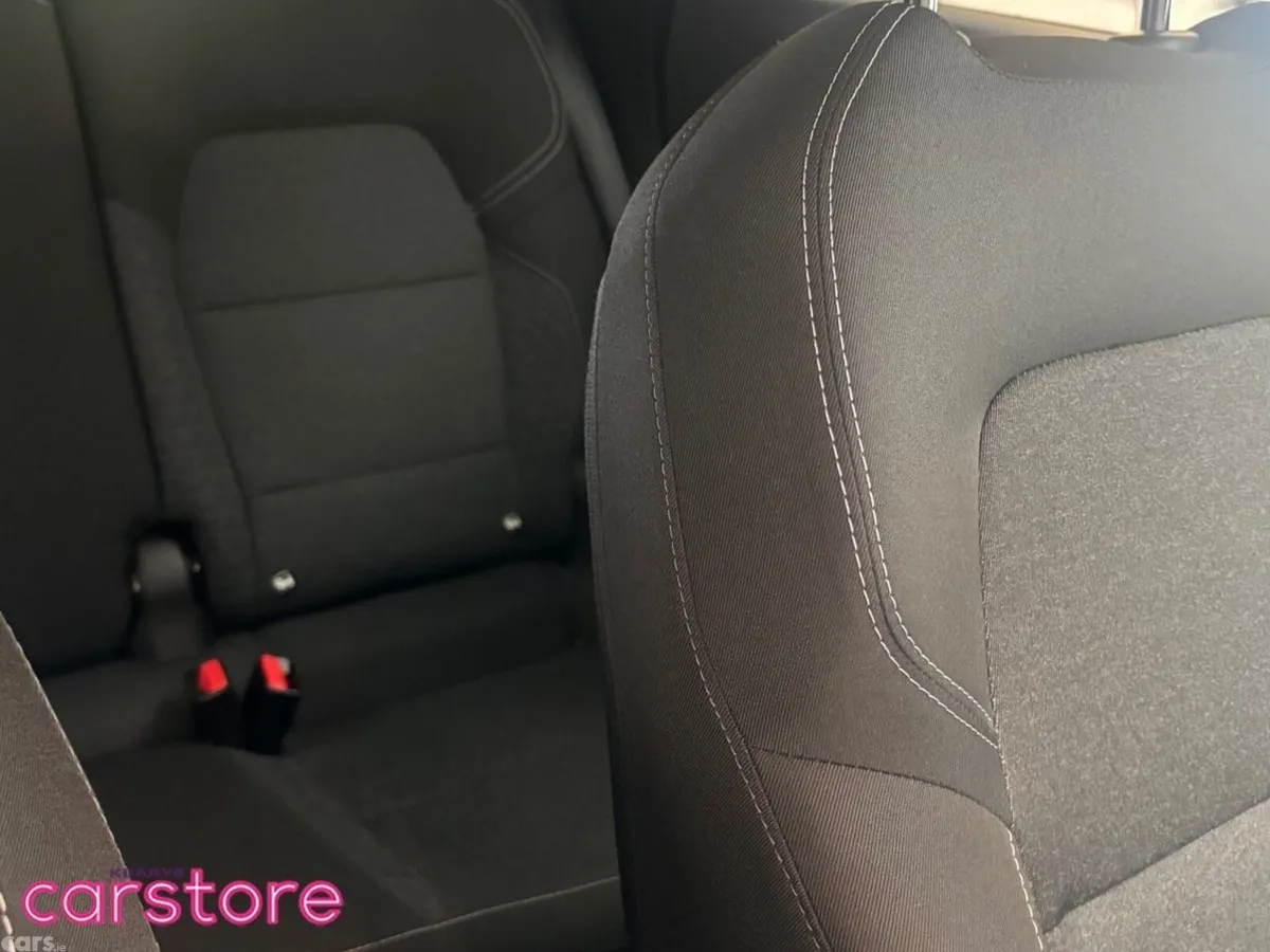 Renault Captur Hatchback, Petrol, 2024, Red
