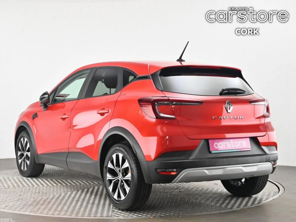 Renault Captur Hatchback, Petrol, 2024, Red
