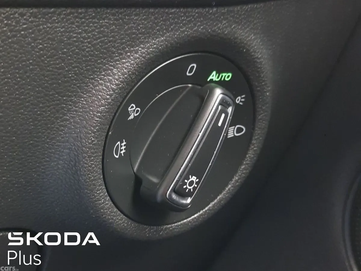 Skoda Kodiaq MPV, Diesel, 2023, Grey