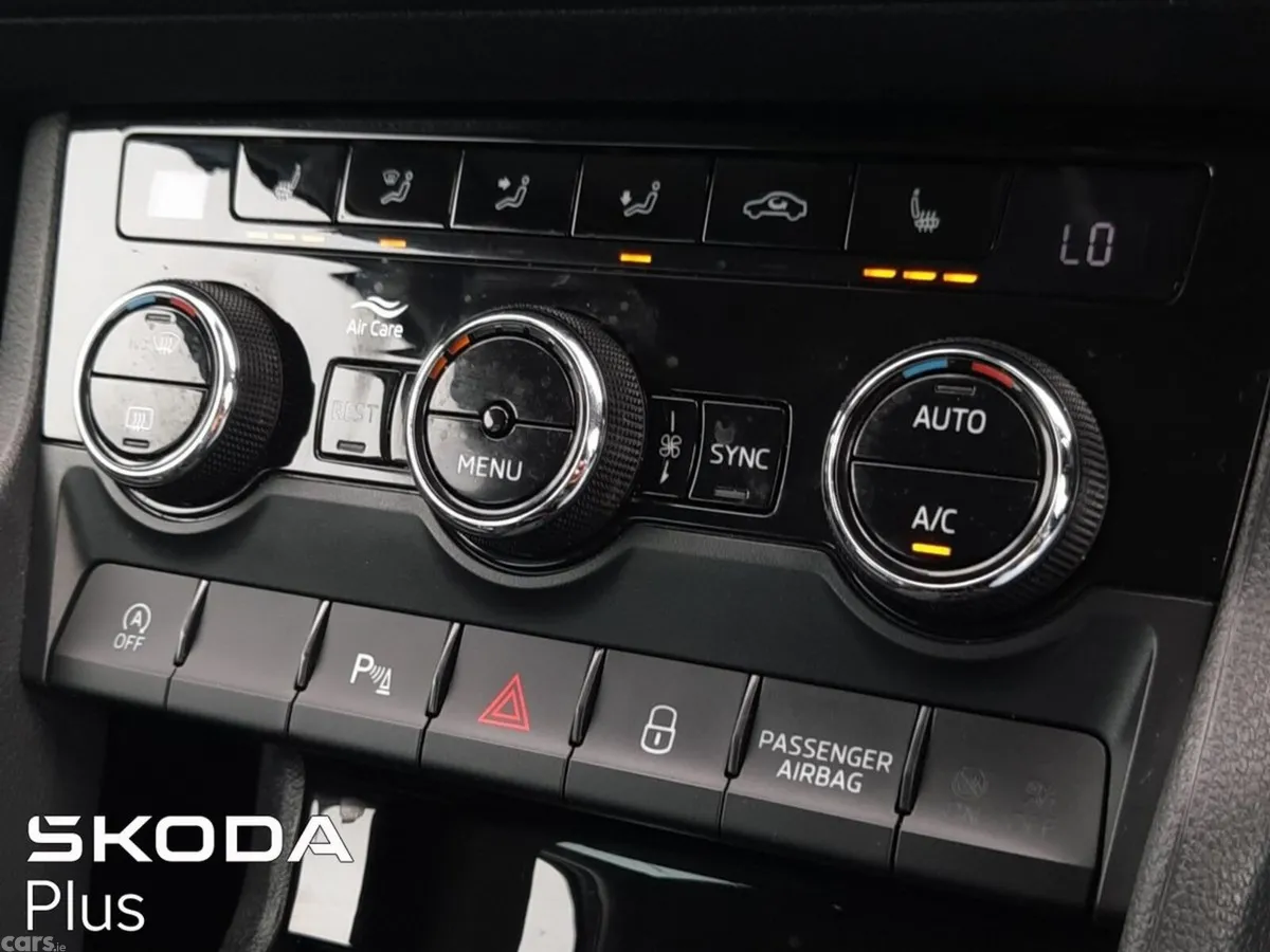 Skoda Kodiaq MPV, Diesel, 2023, Grey