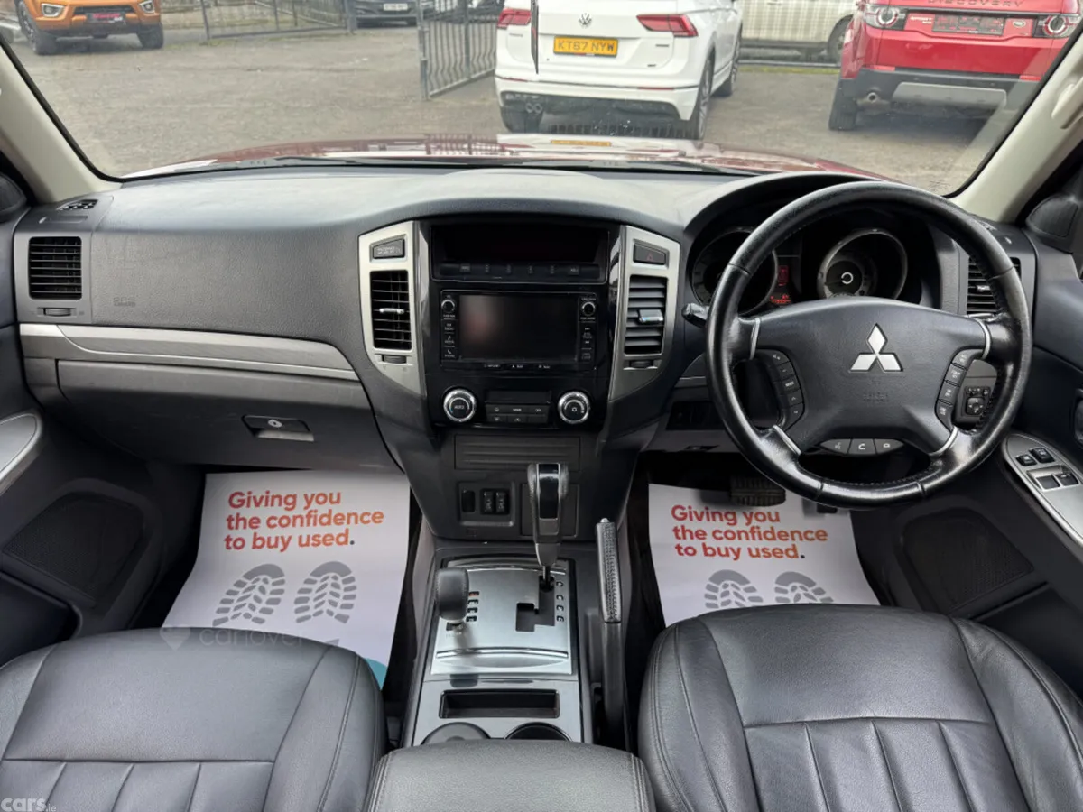 Mitsubishi Shogun SUV, Diesel, 2017, Red