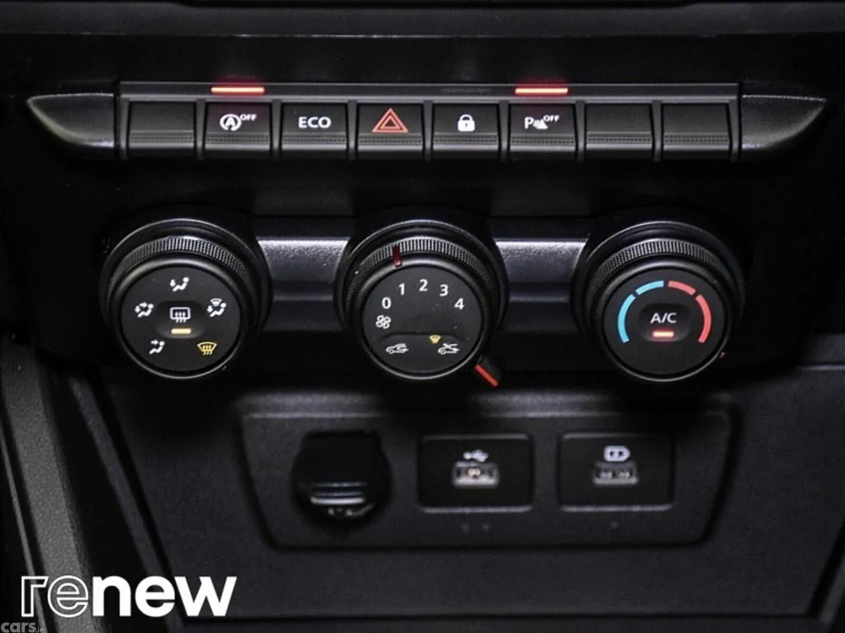 Dacia Duster SUV, Petrol, 2024, Orange