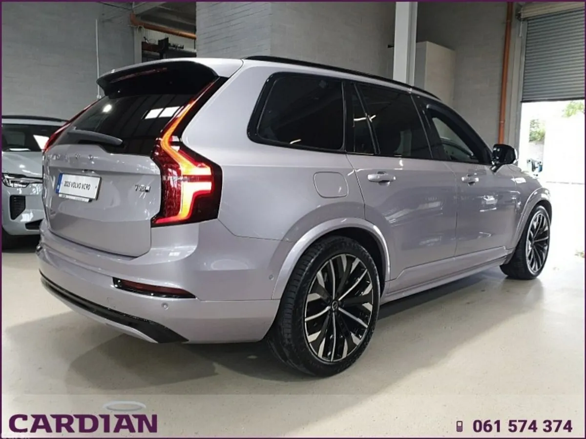 Volvo XC90 SUV, Petrol Hybrid, 2025, Silver