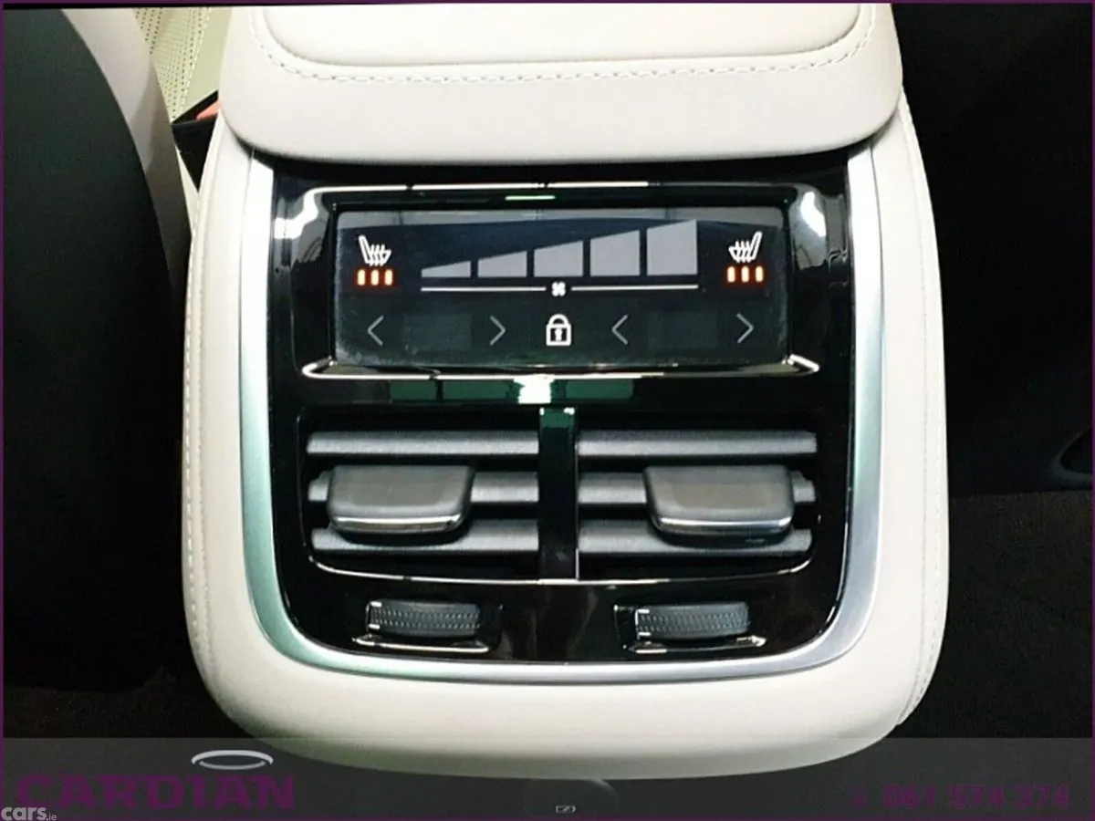 Volvo XC90 SUV, Petrol Hybrid, 2025, Silver