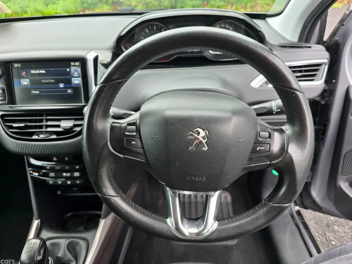 Peugeot 2008 SUV, Diesel, 2016, Grey