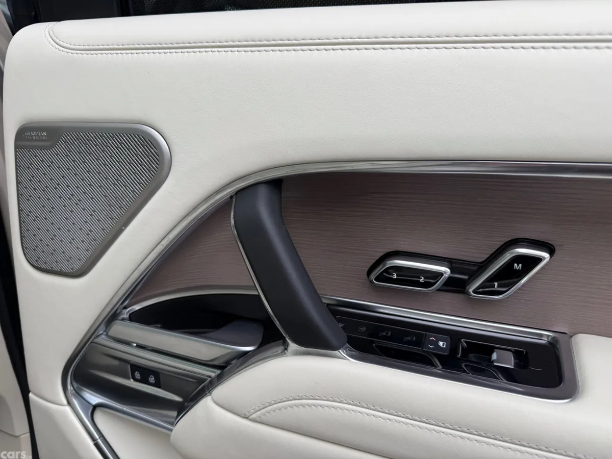 Land Rover Range Rover SUV, Petrol Hybrid, 2024, Gold