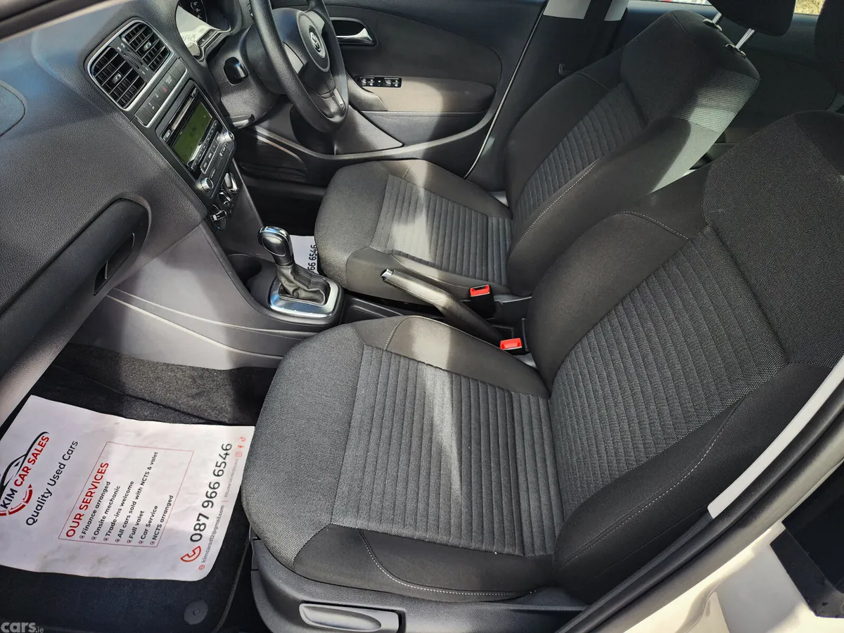 Volkswagen Polo Hatchback, Petrol, 2011, White