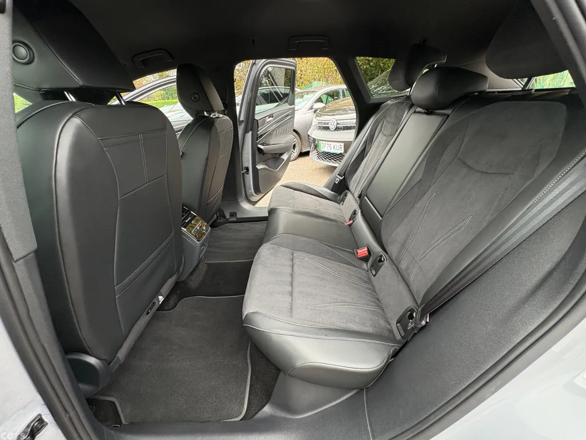 Volkswagen ID.7 Estate, Electric, 2024, Grey