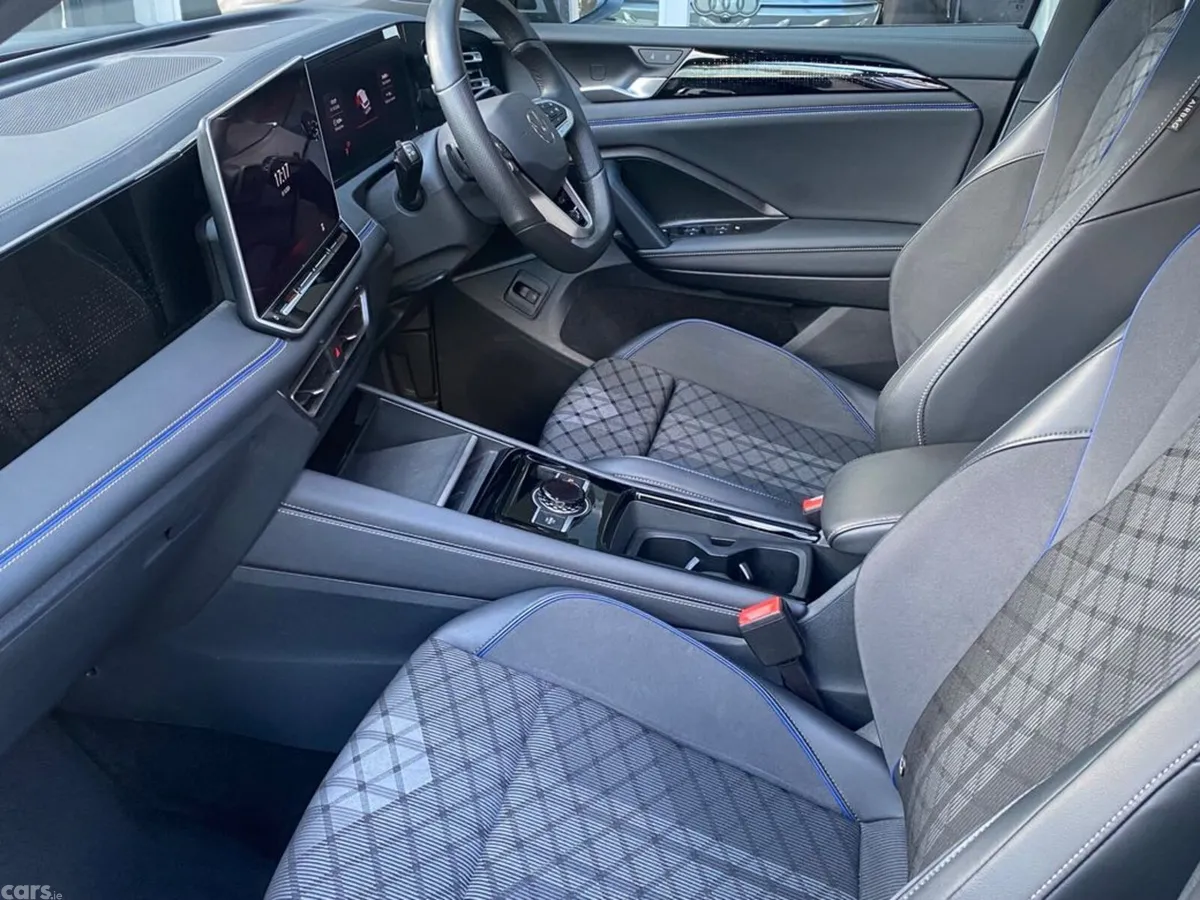 Volkswagen Tiguan Estate, Petrol Plug-in Hybrid, 2025, Silver