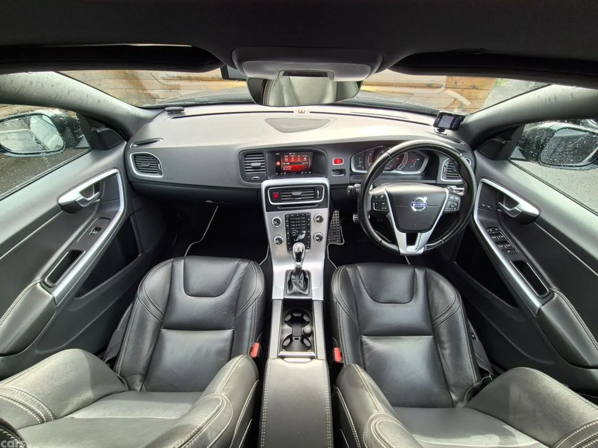 Volvo V60 Estate, Diesel, 2017, Black