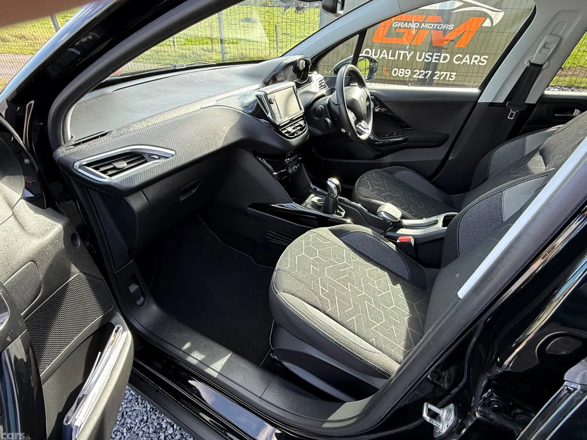 Peugeot 2008 Estate, Diesel, 2019, Black