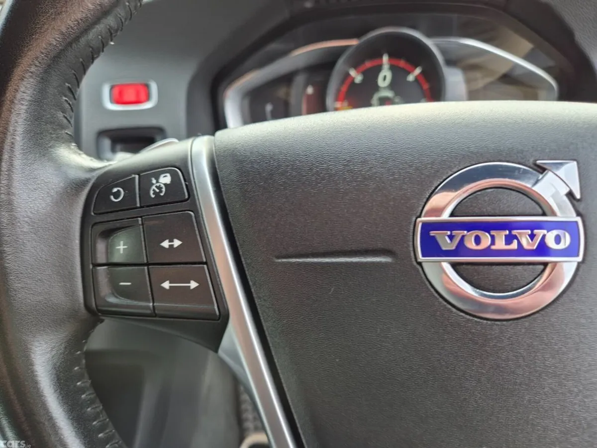 Volvo V60 Estate, Diesel, 2017, Black