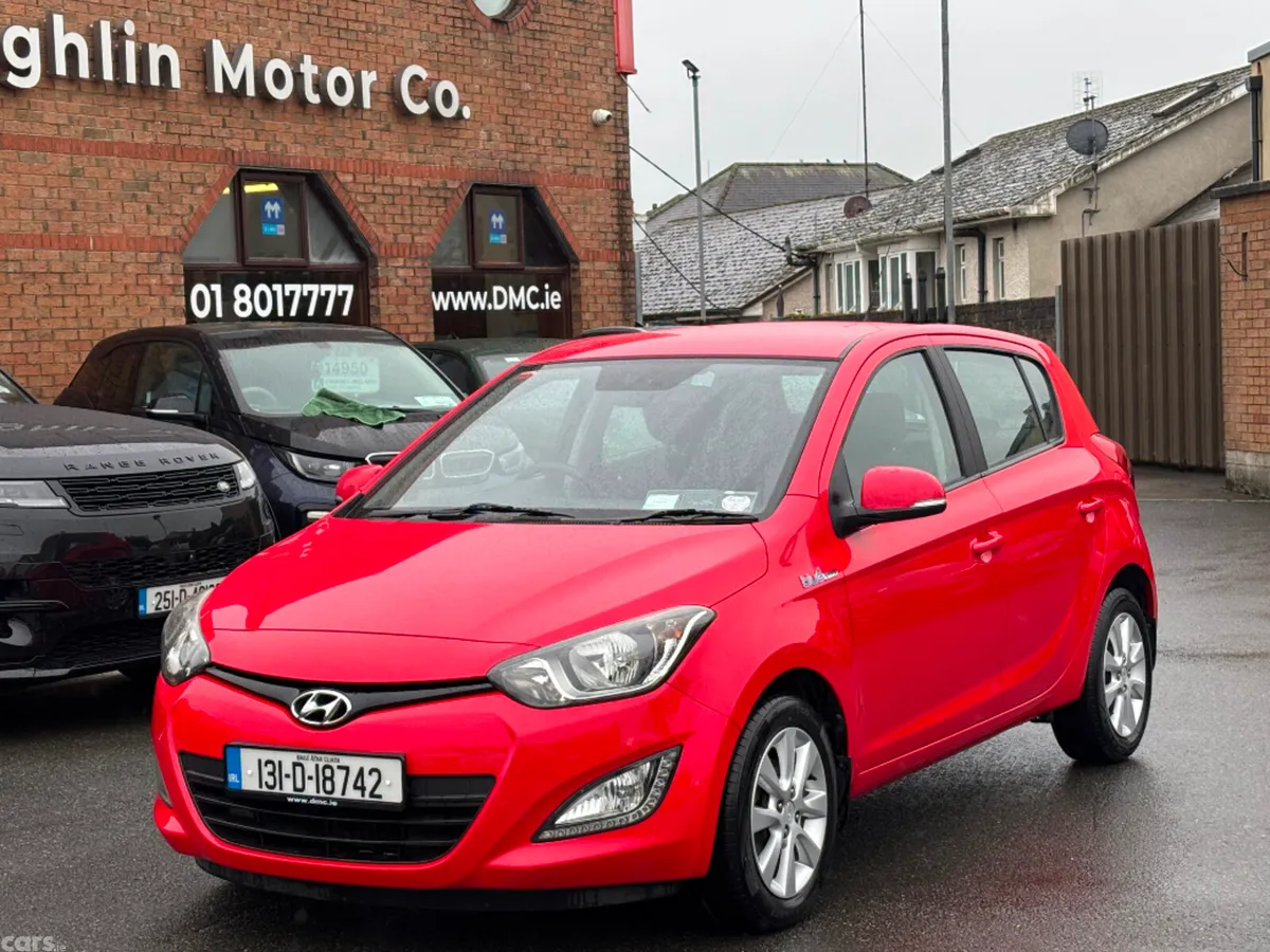 Hyundai i20 MPV, Petrol, 2013, Red