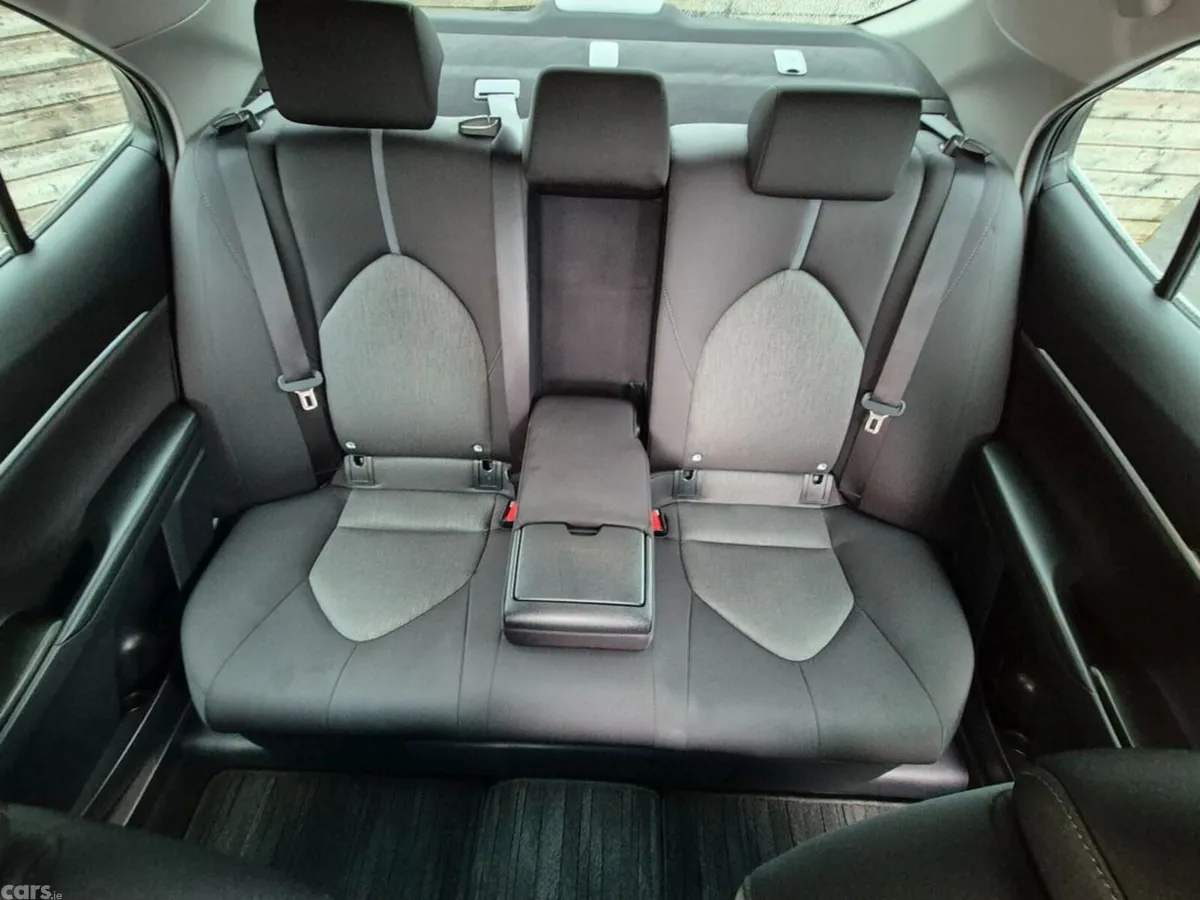 Toyota Camry Saloon, Petrol Hybrid, 2021, Black