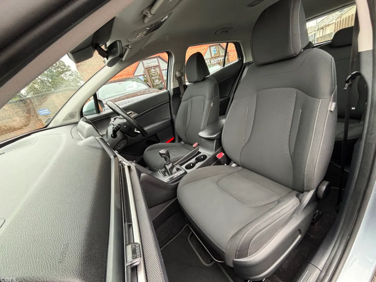 Kia Sportage MPV, Diesel Hybrid, 2023, Grey