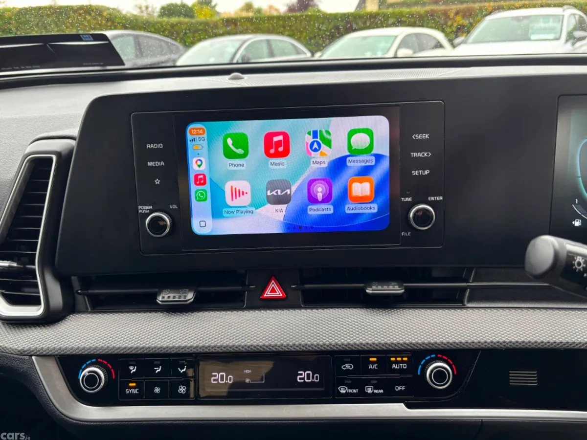 Kia Sportage MPV, Diesel Hybrid, 2023, Grey