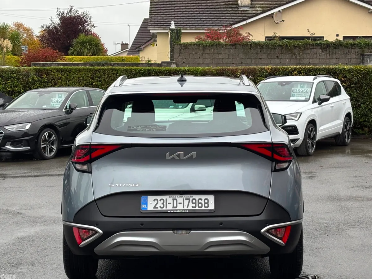 Kia Sportage MPV, Diesel Hybrid, 2023, Grey