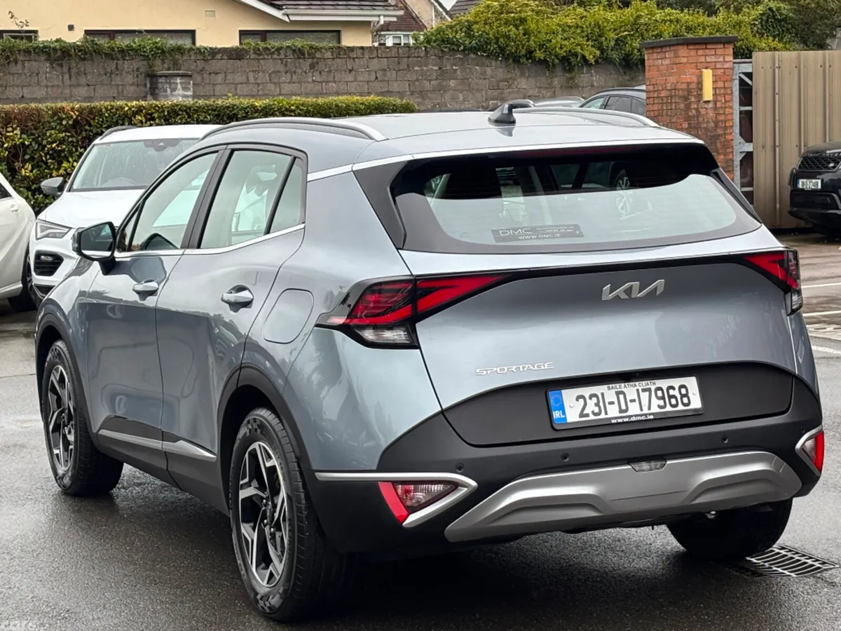 Kia Sportage MPV, Diesel Hybrid, 2023, Grey