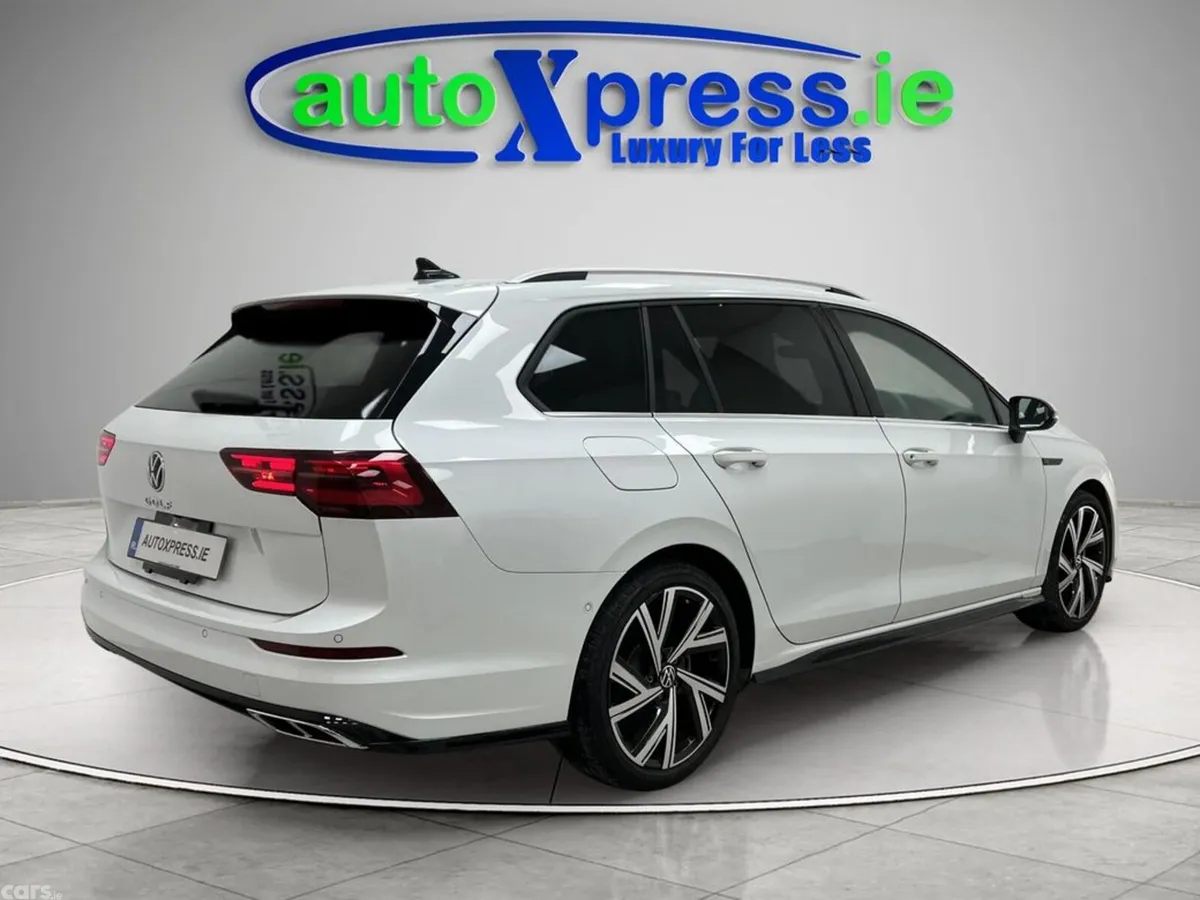 Volkswagen Golf Estate, Diesel, 2023, White