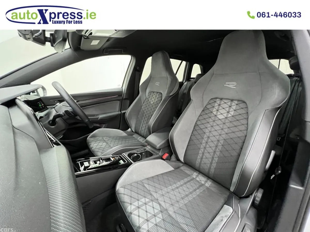 Volkswagen Golf Estate, Diesel, 2023, White