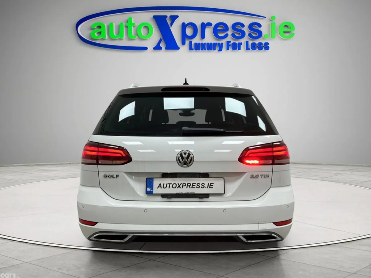 Volkswagen Golf Estate, Diesel, 2019, White