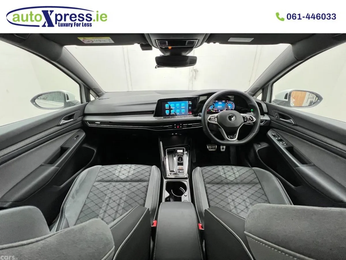 Volkswagen Golf Estate, Diesel, 2023, White
