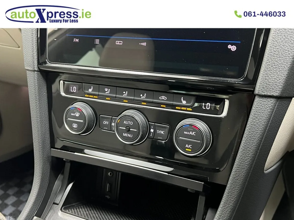 Volkswagen Golf Estate, Diesel, 2019, White
