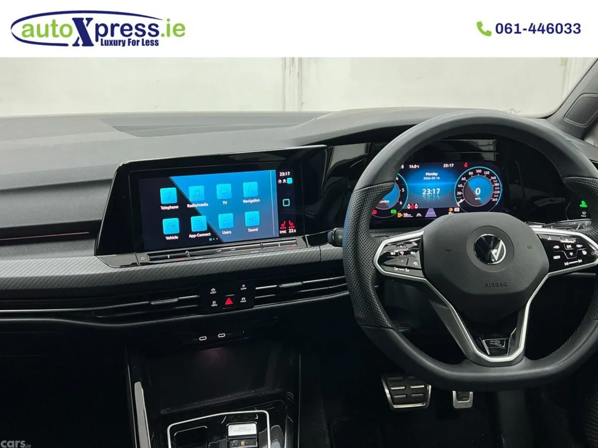 Volkswagen Golf Estate, Diesel, 2023, White
