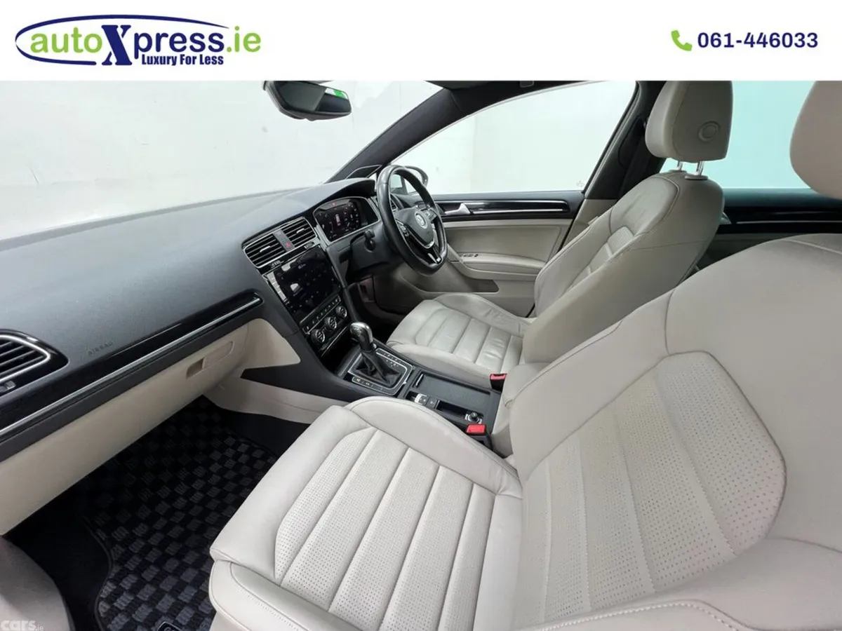 Volkswagen Golf Estate, Diesel, 2019, White