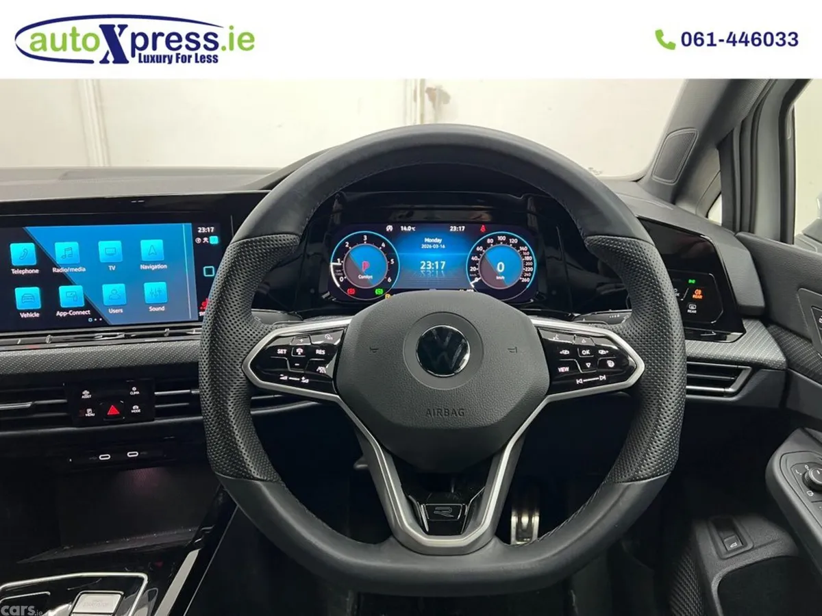 Volkswagen Golf Estate, Diesel, 2023, White